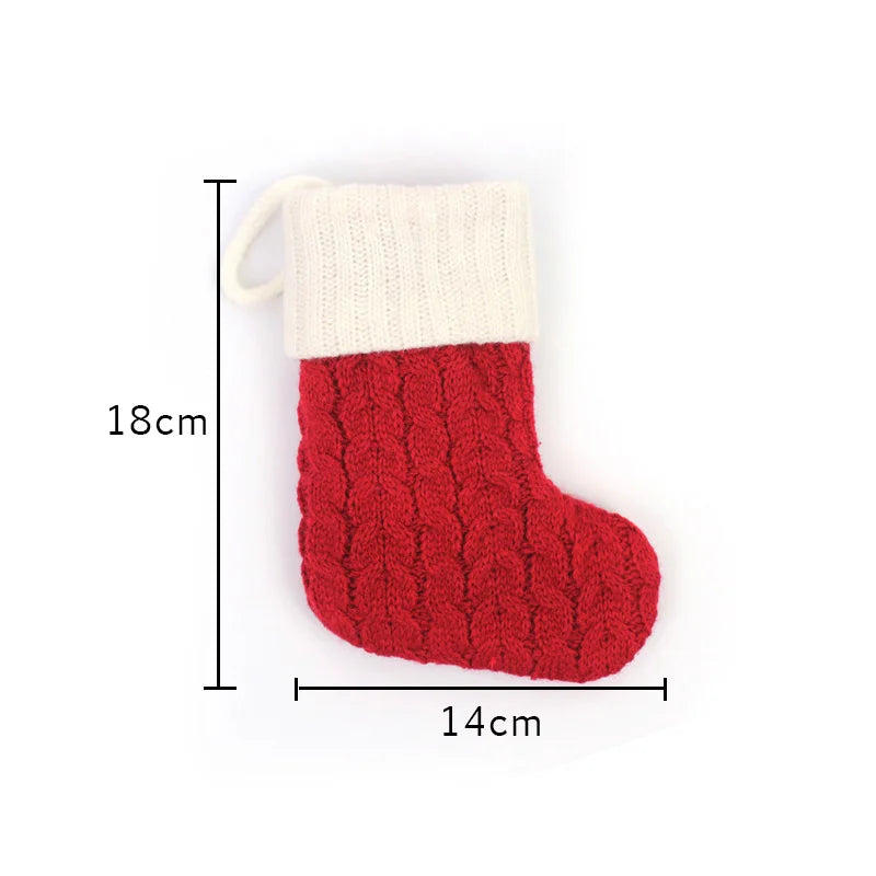 LetterKnit™ — Bota de Natal em Tricô Personalizada